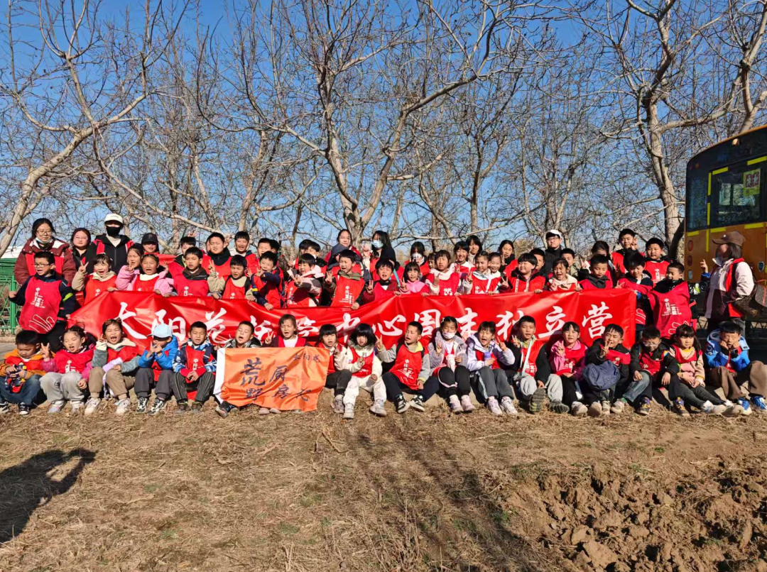 晋级托管学堂：养出幸福孩子不用拼物质！允许孩子做这5件事，比报10个兴趣班更值