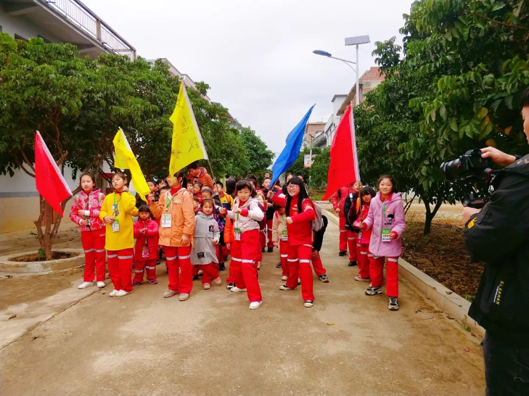 托管机构突破100-200人瓶颈!4大核心策略,从徘徊期迈入快速成长期 托管机构突破100-200人瓶颈!4大核心策略,从徘徊期迈入快速成长期