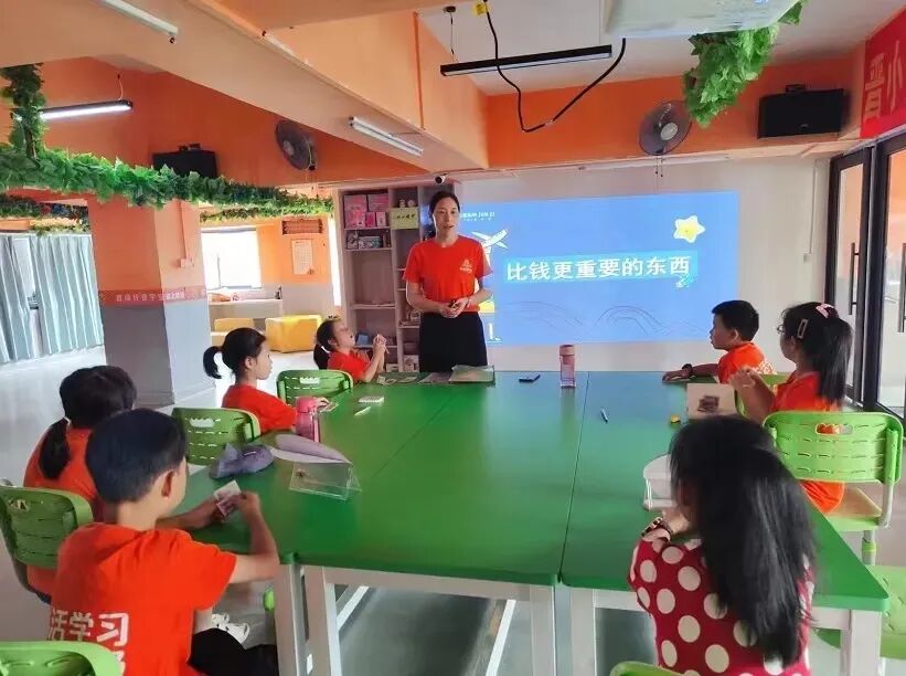 晋级托管学堂:没有边界感的爱,正在 “杀死” 孩子的独立灵魂 晋级托管学堂:没有边界感的爱,正在 “杀死” 孩子的独立灵魂