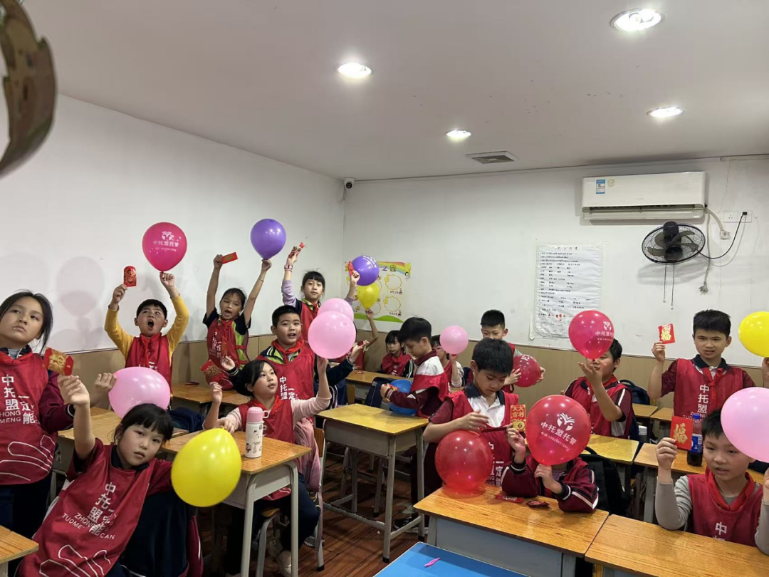 晋级习字云课堂｜6万所公办校都在用的书法课，让托管轻松增收、特色突围