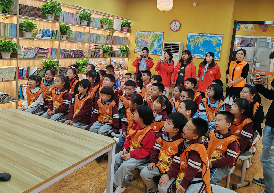 托管校长必看：别再靠“盯”靠“吼”！3个机制，让团队自动跑起来